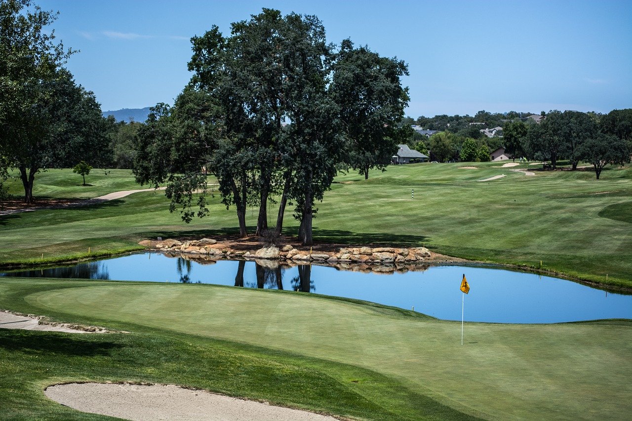 The Best Country Clubs North of Chicago